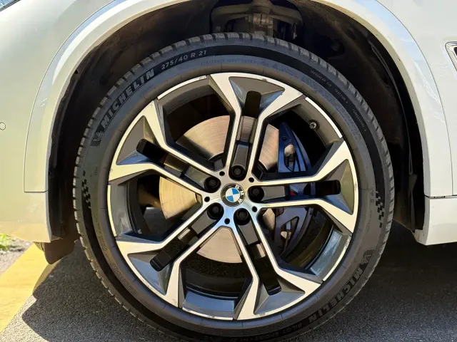 BMW X5 — Фото автомобиля 15