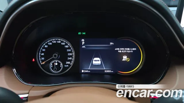 Genesis GV70 — Фото автомобиля 8