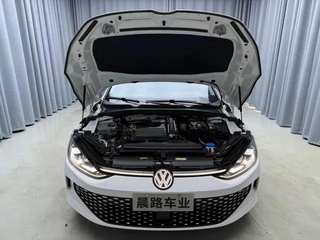 Volkswagen Lamando — Фото автомобиля 7