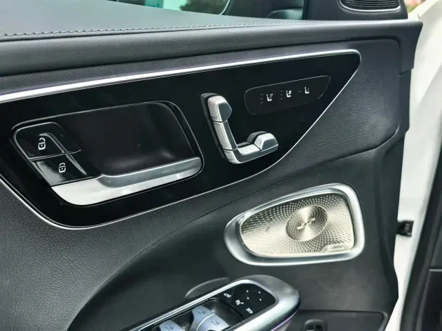 Mercedes-Benz C-Class — Фото автомобиля 9