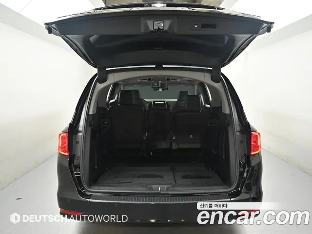 Honda Odyssey — Фото автомобиля 18