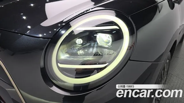 MINI Cooper — Фото автомобиля 7