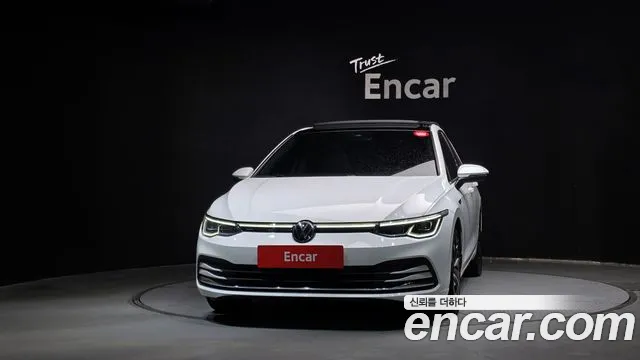 Volkswagen Golf Generation 8 — Фото автомобиля 3