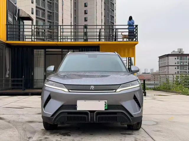 BYD Yuan UP — Фото автомобиля 2