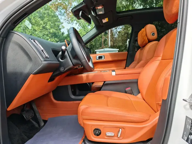 Li Auto L6 — Фото автомобиля 5