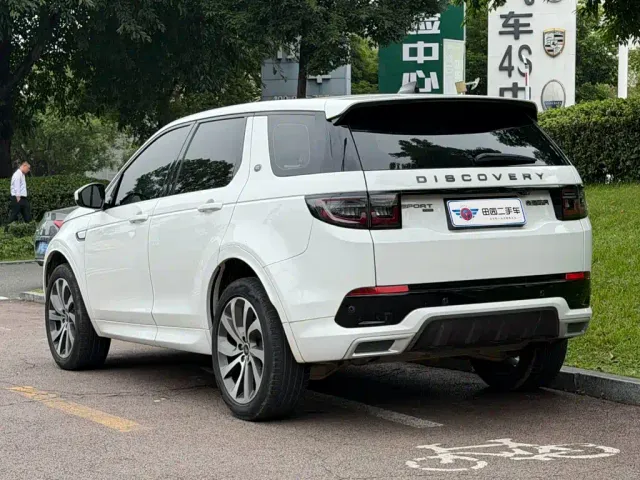Land Rover Discovery Sport — Фото автомобиля 4
