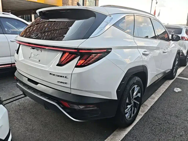 Hyundai Tucson — Фото автомобиля 6