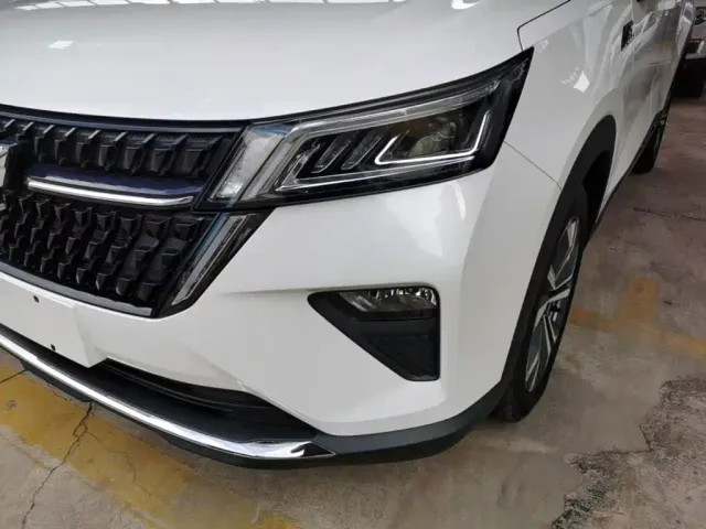 Wuling Asta — Фото автомобиля 23