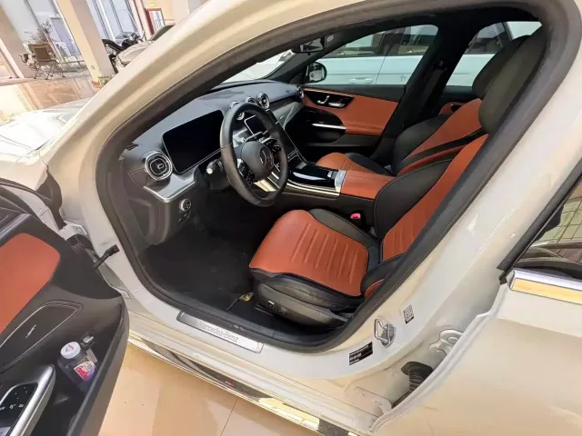 Mercedes-Benz C-Class — Фото автомобиля 7
