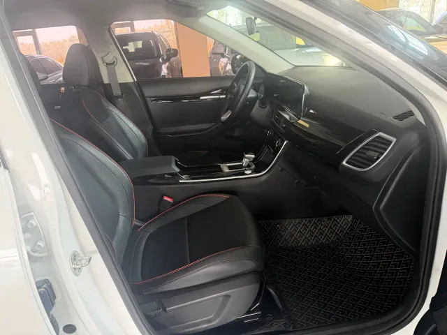Kia Seltos — Фото автомобиля 5