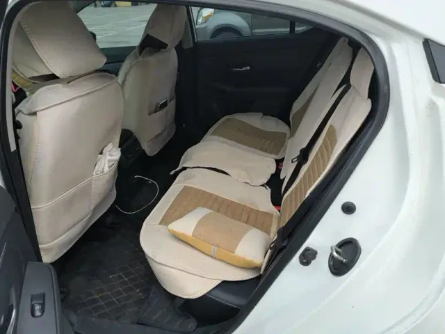 Nissan Sylphy — Фото автомобиля 11