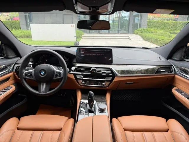 BMW 6 Series Gran Turismo — Фото автомобиля 6