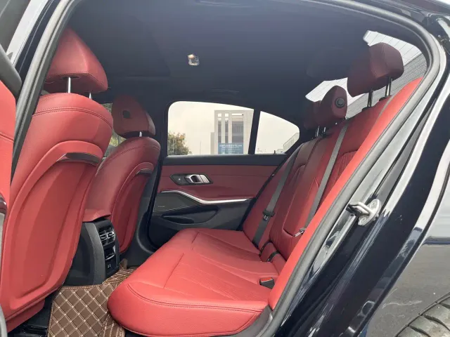 BMW 3 Series — Фото автомобиля 16