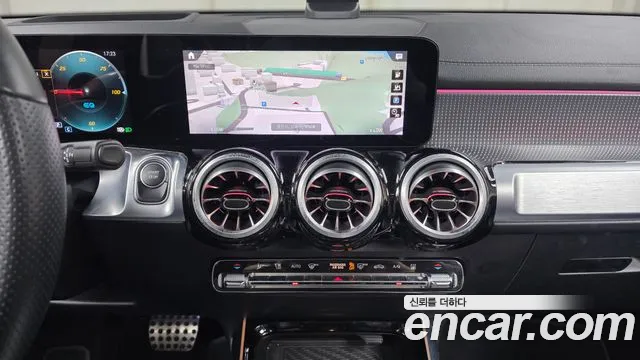 Mercedes-Benz EQB — Фото автомобиля 15