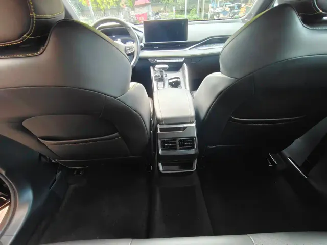 Geely Xingrui — Фото автомобиля 9