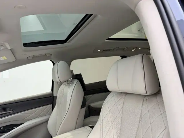 Denza Denza D9 2022 DM-i 970 All-Wheel Drive Honor Edition — Фото автомобиля 22