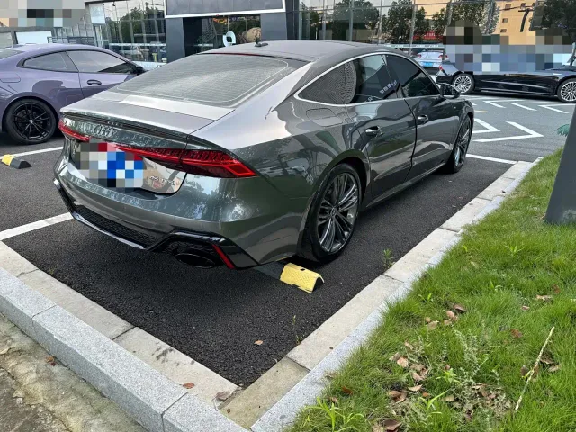 Audi A7 — Фото автомобиля 17