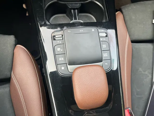Mercedes-Benz A-Class — Фото автомобиля 21