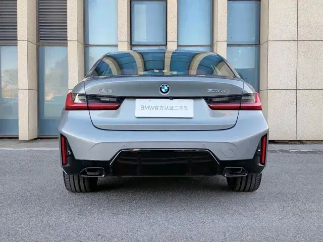BMW 3 Series — Фото автомобиля 4