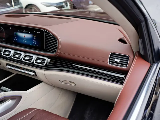 Mercedes-Benz Maybach GLS — Фото автомобиля 17