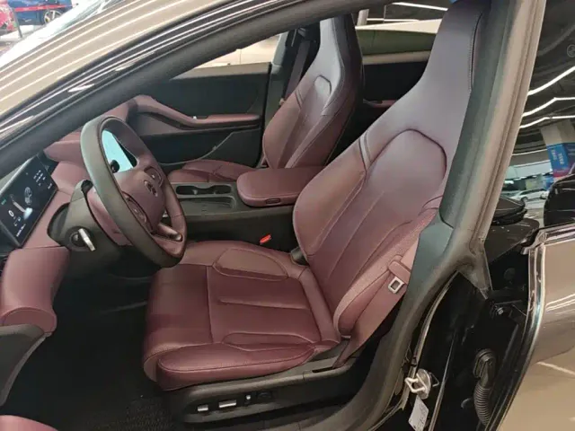 Nio ET5 Touring — Фото автомобиля 14