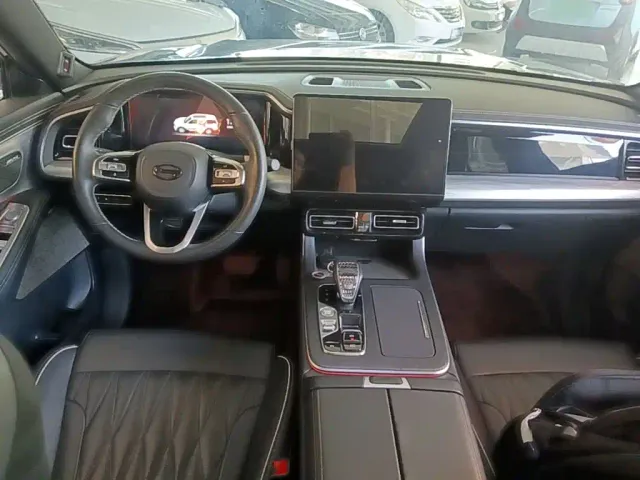 GAC Trumpchi GS8 — Фото автомобиля 9
