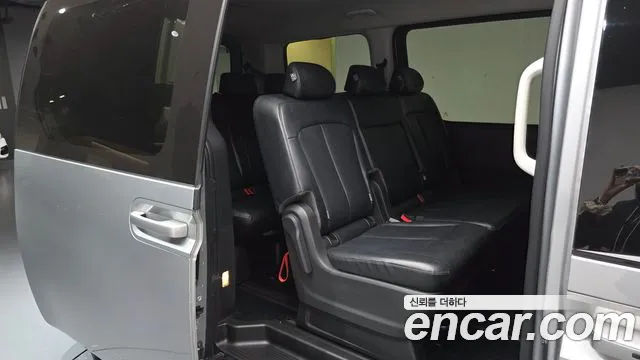 Hyundai Staria — Фото автомобиля 17