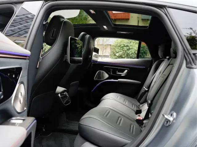 Mercedes-Benz EQS AMG — Фото автомобиля 12