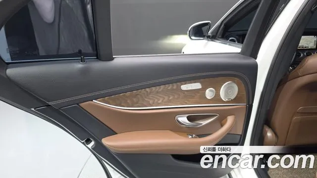 Mercedes-Benz E-Class W213 — Фото автомобиля 14