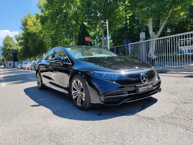 Mercedes-Benz EQS — Фото автомобиля 2