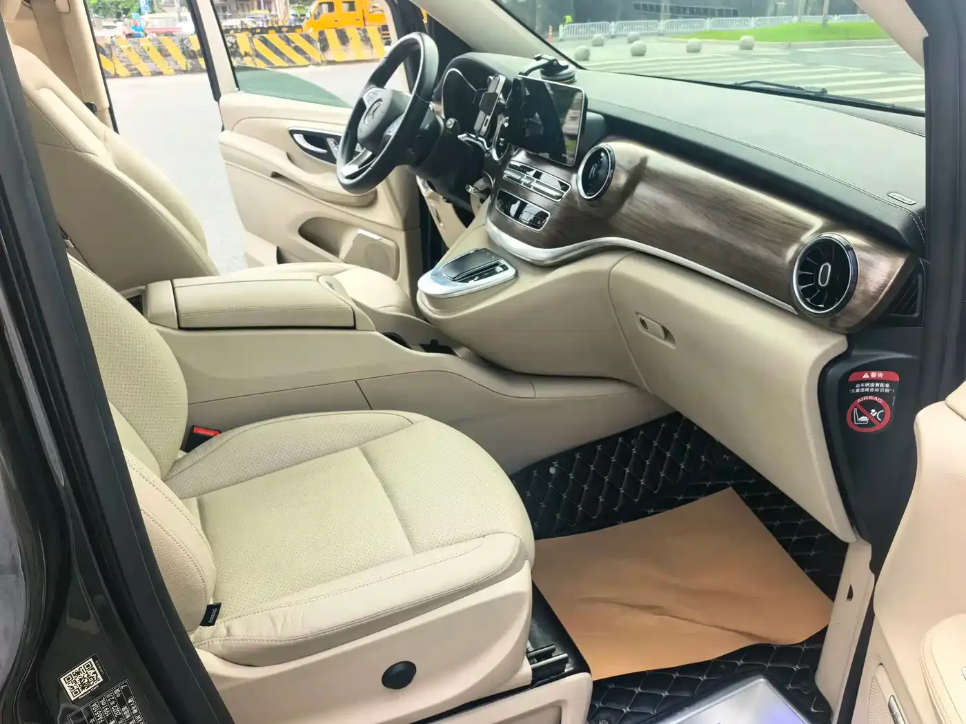 Mercedes-Benz Mercedes-Benz V-Class 2022 V 260 Prestige Edition — Фото автомобиля 11
