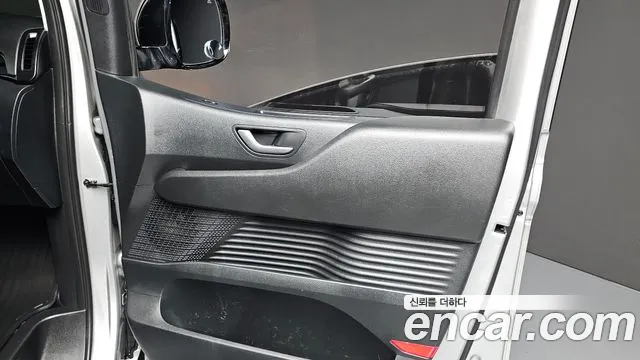 Hyundai Staria — Фото автомобиля 13