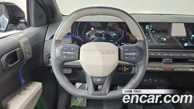 Kia EV3 Long Range 2WD — Фото автомобиля 3