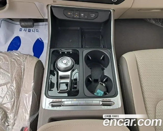 Kia Carnival — Фото автомобиля 16