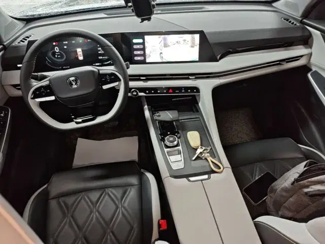 Changan CS75 Plus — Фото автомобиля 9