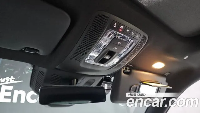 Mercedes-Benz GLB-Class — Фото автомобиля 18