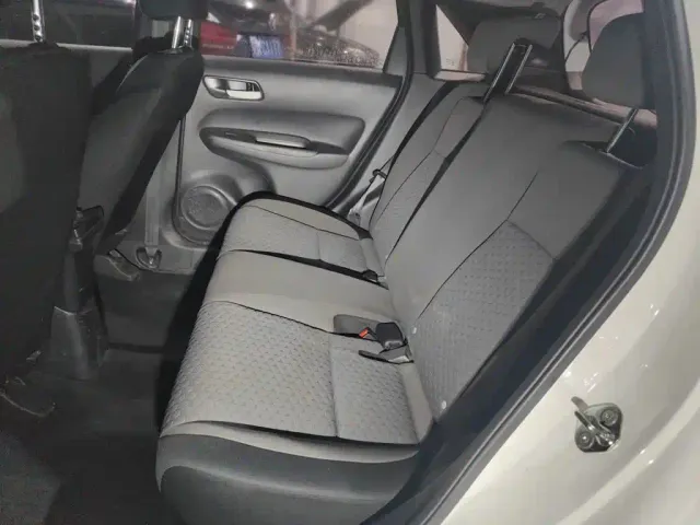 Honda Fit — Фото автомобиля 13