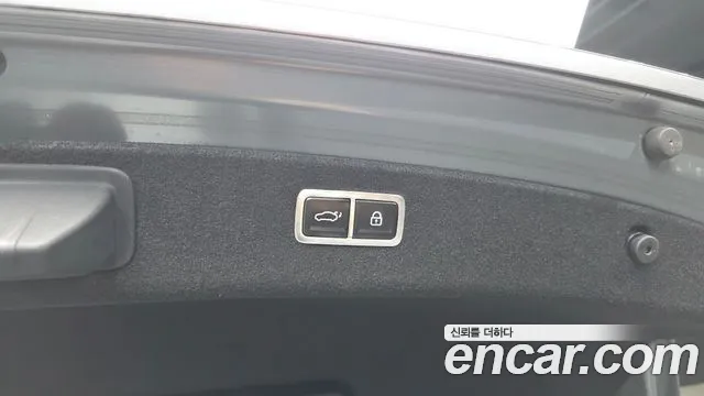 Genesis G80 Бензин 2.5 турбо AWD — Фото автомобиля 30