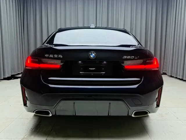 BMW 3 Series — Фото автомобиля 5