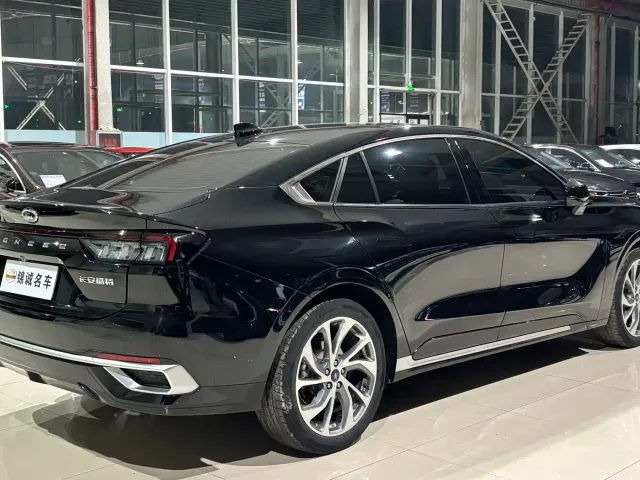 Ford Mondeo — Фото автомобиля 4