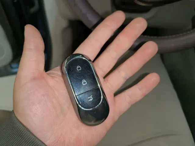 Leapmotor C11 — Фото автомобиля 8
