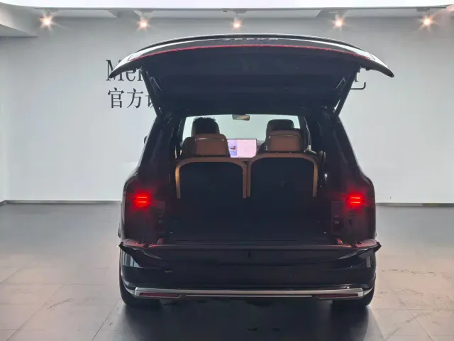 ZEEKR Zeekr 9X 2025 model Ultra Edition 70kWh — Фото автомобиля 3