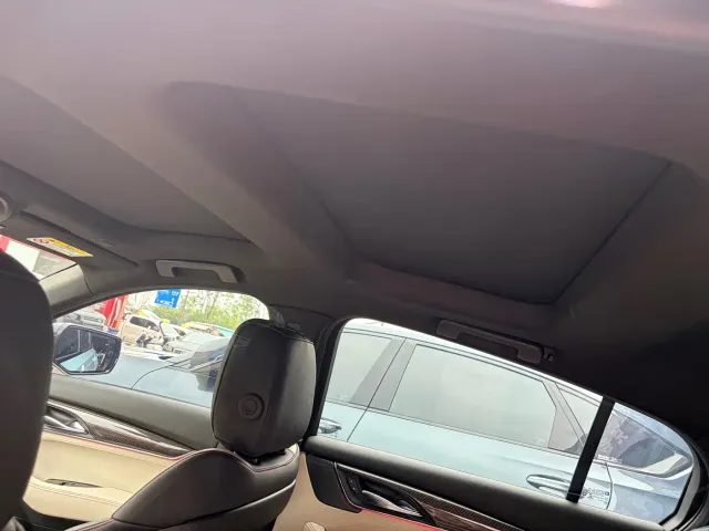 Cadillac CT5 — Фото автомобиля 14