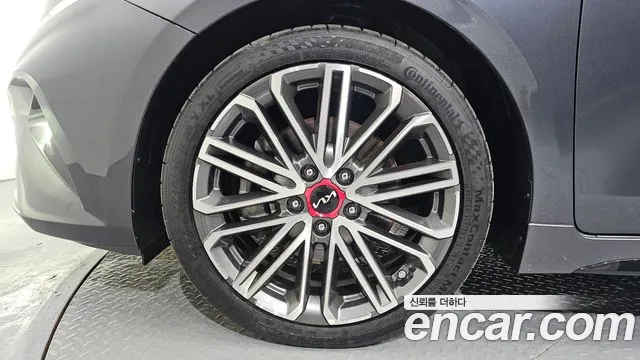 Kia K3 Новый K3 2 поколение 1.6 Turbo GT 5 дверей — Фото автомобиля 5