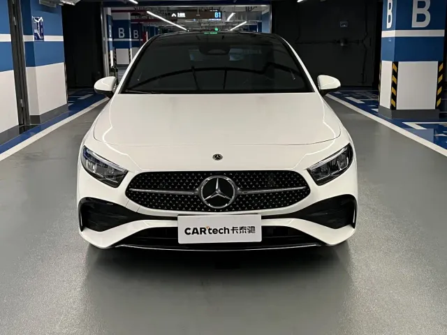 Mercedes-Benz A-Class — Фото автомобиля 2