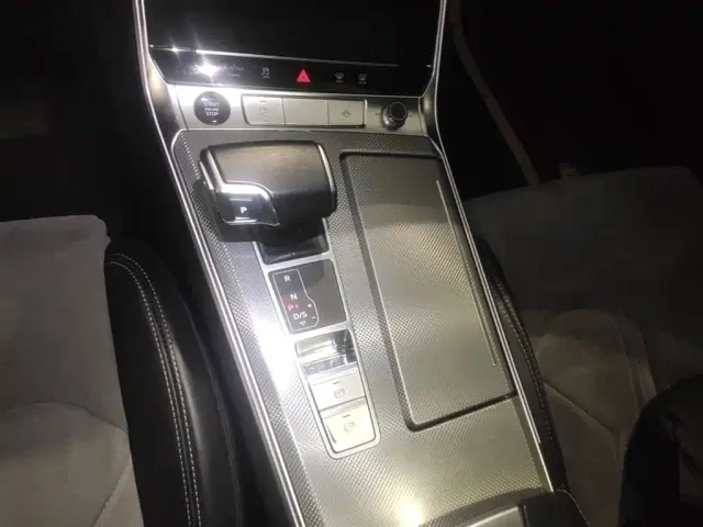 Audi A6L — Фото автомобиля 20