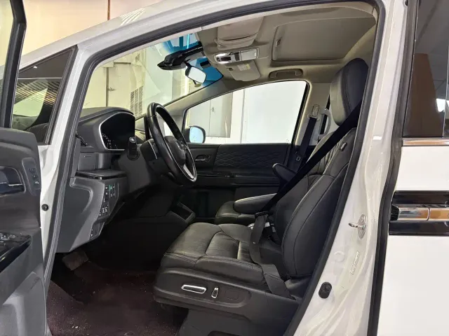 Honda Elysion — Фото автомобиля 7