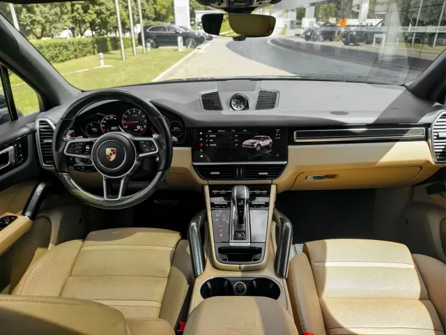 Porsche Cayenne 2023 Cayenne 3.0T — Фото автомобиля 12