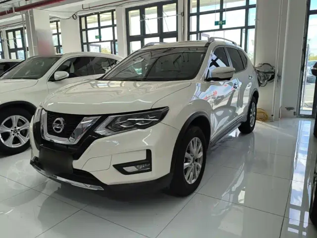 Фотография автомобиля — Nissan X-Trail