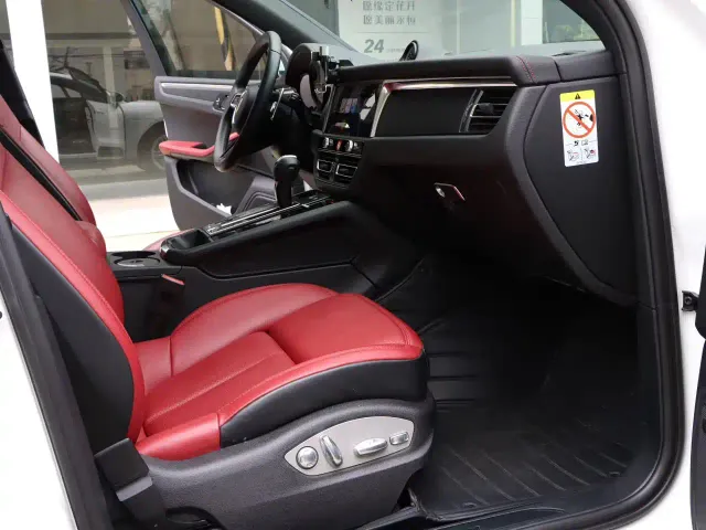 Porsche Macan — Фото автомобиля 4